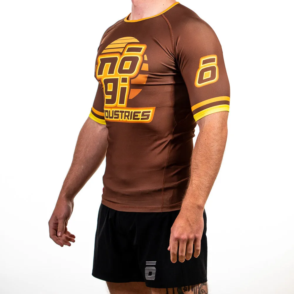 '7Four Short Sleeve Rank Rash Guard Brown