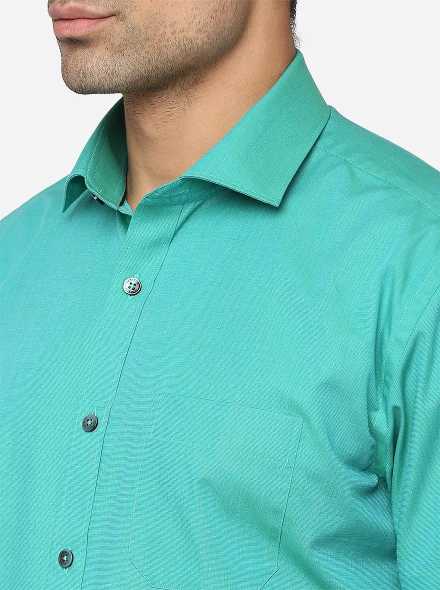 Caribean Blue Solid Regular Fit Formal Shirt | JadeBlue